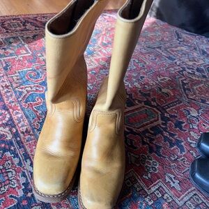 Frye Women's Tan Heeled Boots